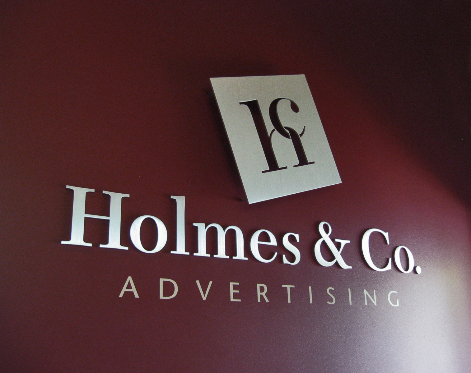 Holmes photo logo2